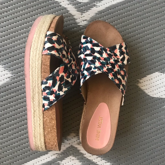 Nine West Platform Slides - Picture 3 of 3